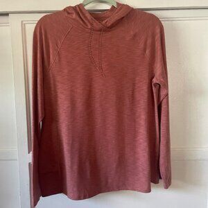 L.L. Bean Hoodie Top Pullover Women's Size Medium Coral Athleisure Hiking Campin